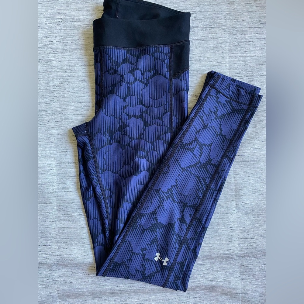 Under Armour women’s Blue Floral Print Athletic Leggings XS